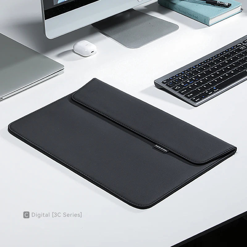 Mark Ryden SHEER MR67 Laptop Sleeve – Slim Water-Resistant Protective Case