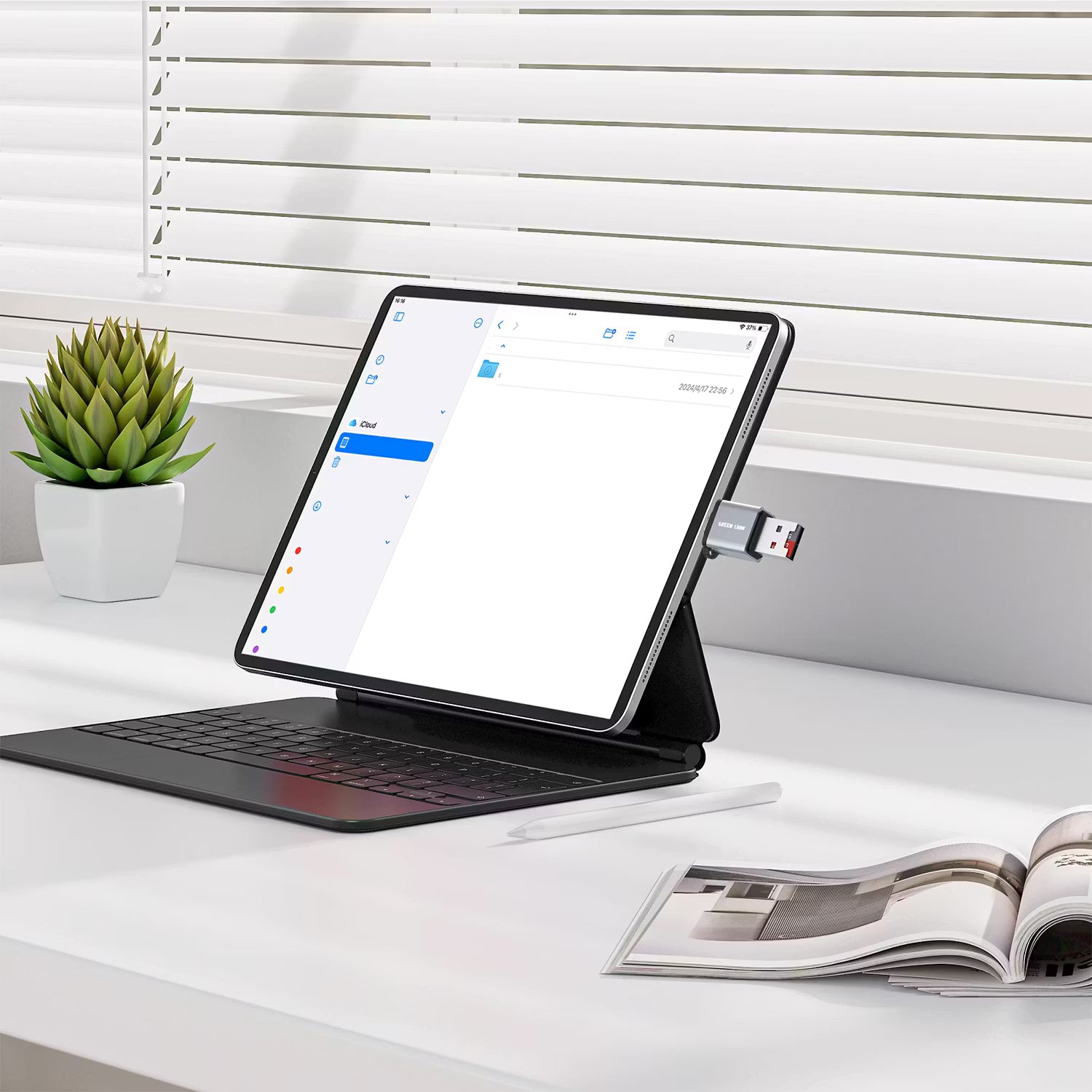 Green Lion 2-in-1 Micro SD Card Reader – 480Mbps Aluminum Alloy, Plug & Play (Gray)